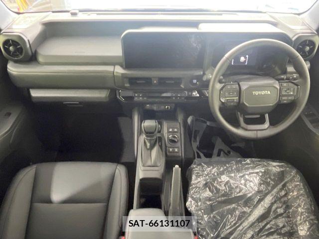Toyota Land Cruiser FJ 2026-07 8849505-1