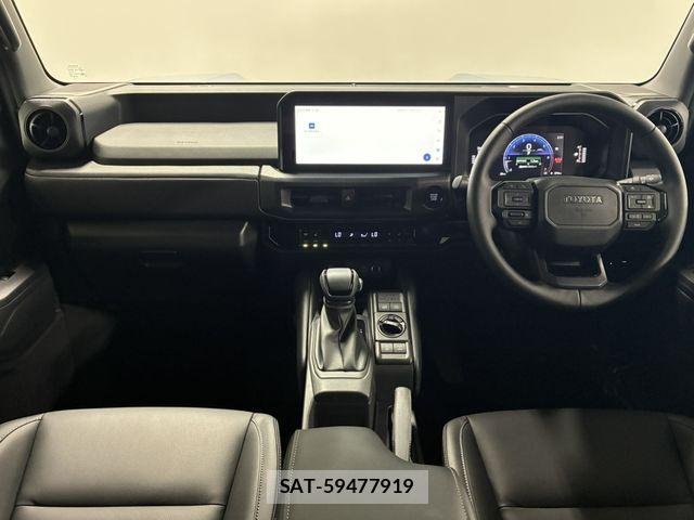 Toyota Land Cruiser FJ 2026-08 8880356-12