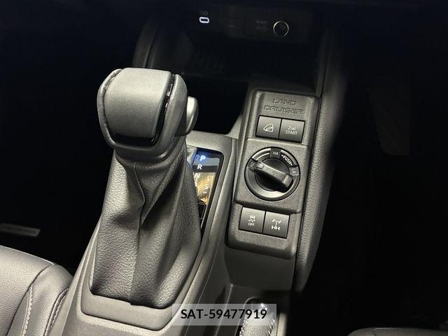 Toyota Land Cruiser FJ 2026-08 8880356-25