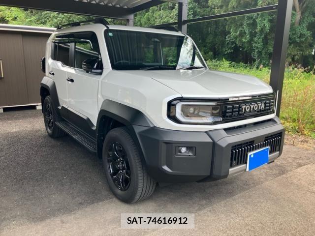 Toyota Land Cruiser FJ 2026-07 8880355-0