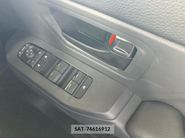 Toyota Land Cruiser FJ 2026-07 8880355-19