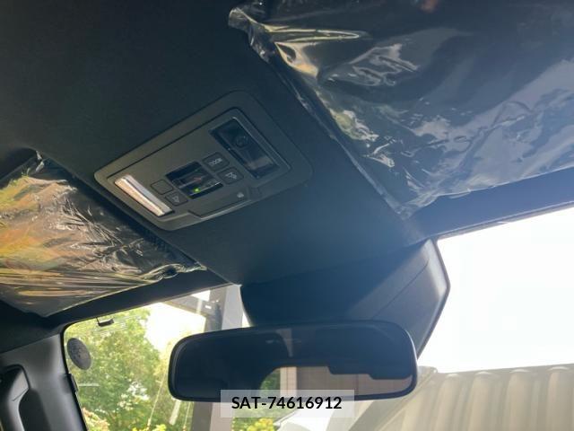 Toyota Land Cruiser FJ 2026-07 8880355-22
