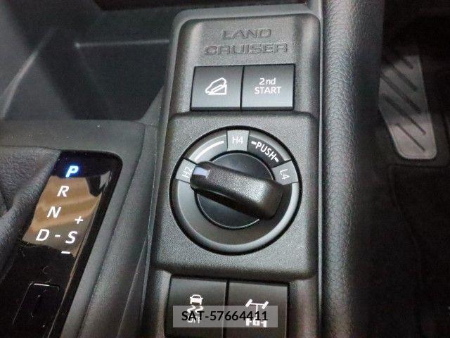 Toyota Land Cruiser FJ 2026-08 8880353-18