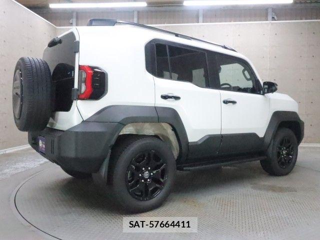 Toyota Land Cruiser FJ 2026-08 8880353-1