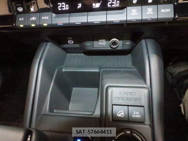 Toyota Land Cruiser FJ 2026-08 8880353-21