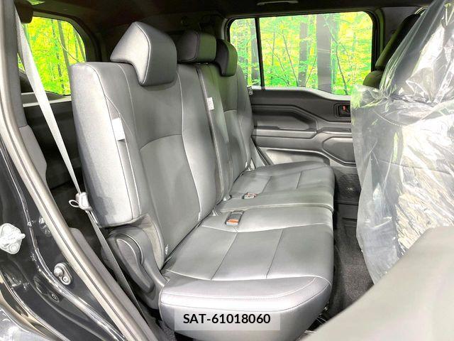 Toyota Land Cruiser FJ 2026-05 7786191-9