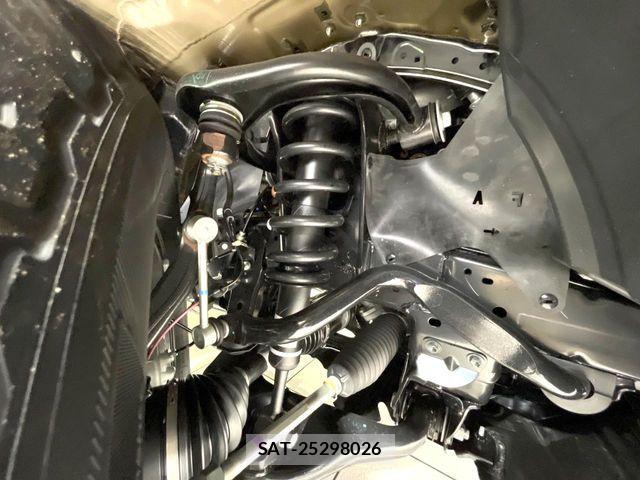 Toyota Land Cruiser FJ 2026-06 8130874-19