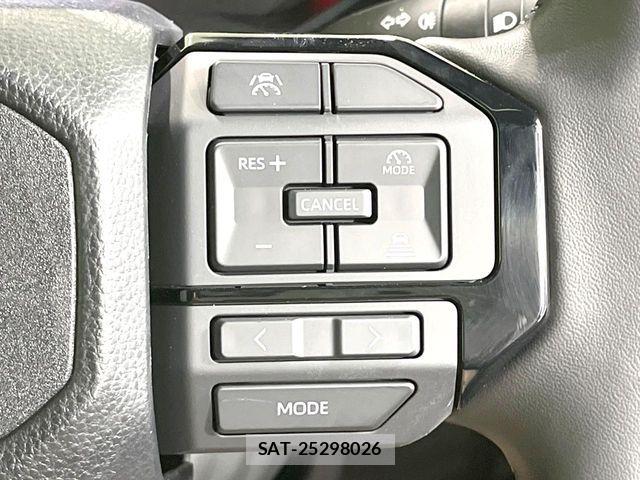 Toyota Land Cruiser FJ 2026-06 8130874-4