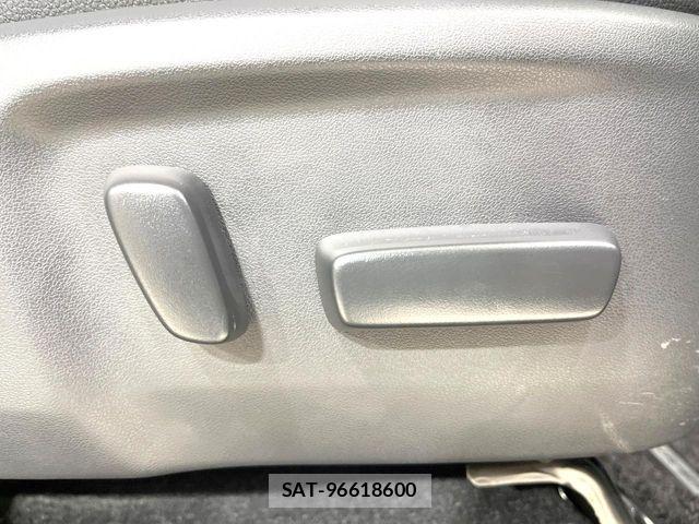 Toyota Land Cruiser FJ 2026-06 8685798-6