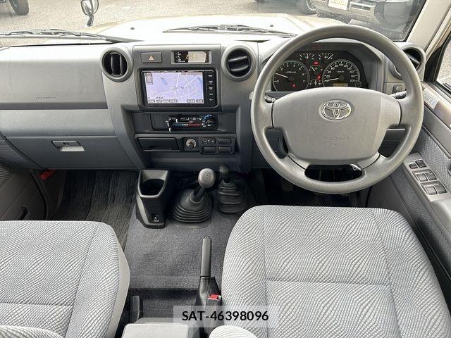 Toyota LAND CRUISER 2014-12 6907214-1