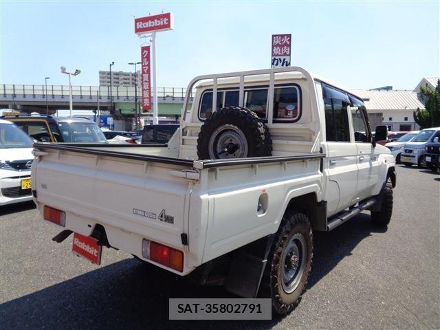 Toyota LAND CRUISER 2015-01 7251217-17