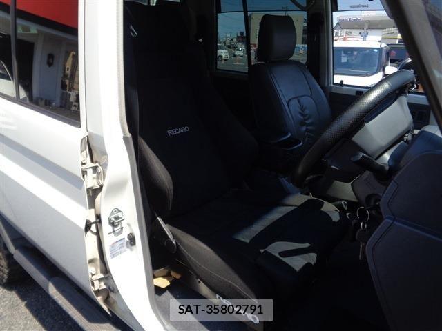 Toyota LAND CRUISER 2015-01 7251217-22