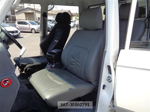 Toyota LAND CRUISER 2015-01 7251217-25