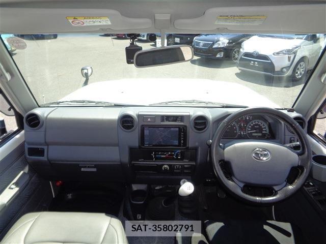 Toyota LAND CRUISER 2015-01 7251217-29