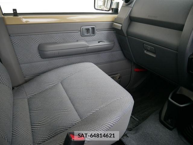 Toyota LAND CRUISER 2014-12 7979668-16