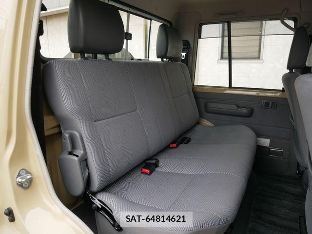 Toyota LAND CRUISER 2014-12 7979668-18