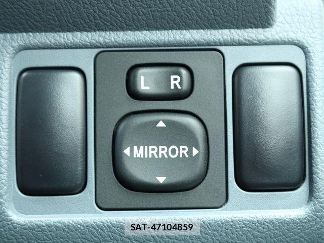 Toyota LAND CRUISER 2015-01 7979667-11