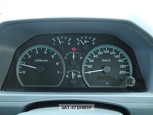 Toyota LAND CRUISER 2015-01 7979667-5
