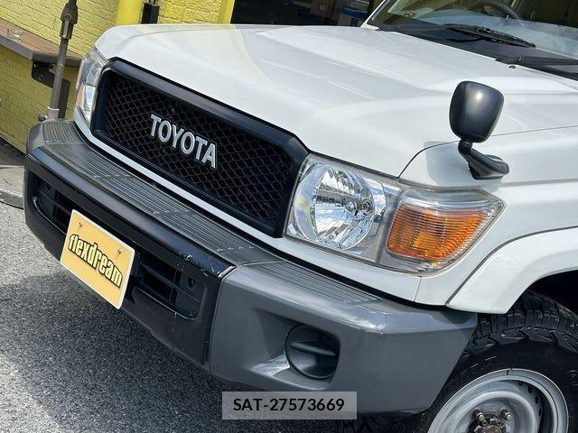Toyota LAND CRUISER 2014-09 8036254-4