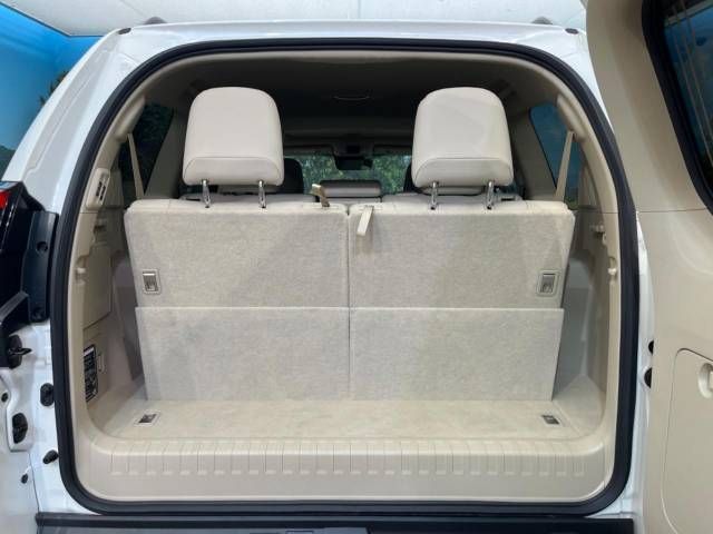 Toyota LAND CRUISER PRADO 2023-02 462788-11