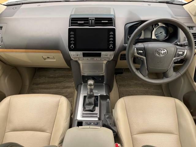 Toyota LAND CRUISER PRADO 2023-02 462788-1