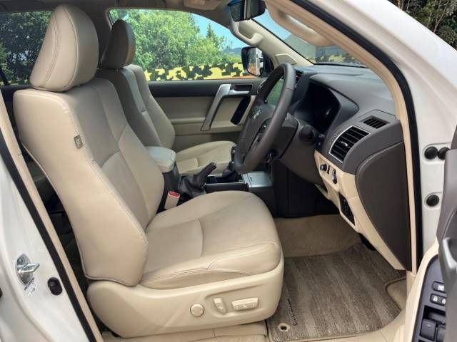 Toyota LAND CRUISER PRADO 2023-02 462788-8