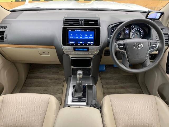 Toyota LAND CRUISER PRADO 2023-06 471355-1