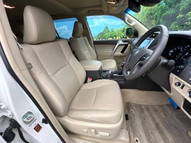Toyota LAND CRUISER PRADO 2023-06 471355-7