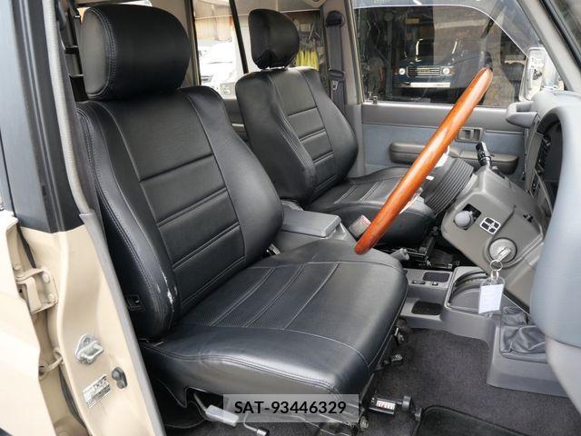 Toyota LAND CRUISER PRADO 1993-10 889342-6
