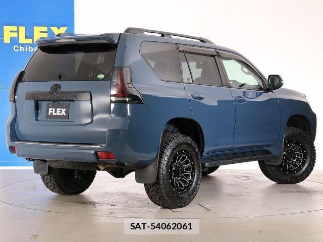 Toyota LAND CRUISER PRADO 2019-01 1040931-3