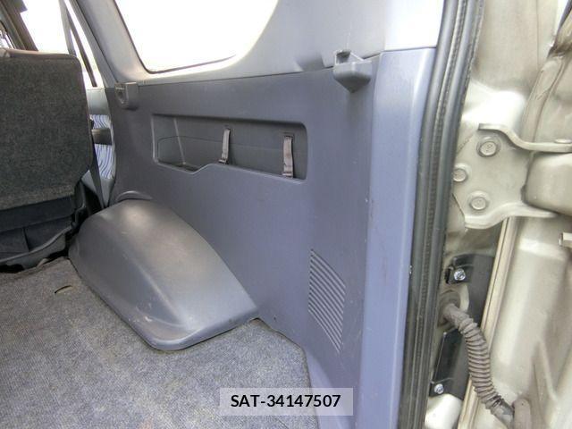 Toyota LAND CRUISER PRADO 1999-04 1072530-18