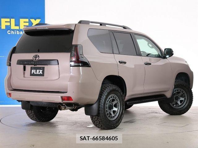 Toyota LAND CRUISER PRADO 2018-01 1228474-3