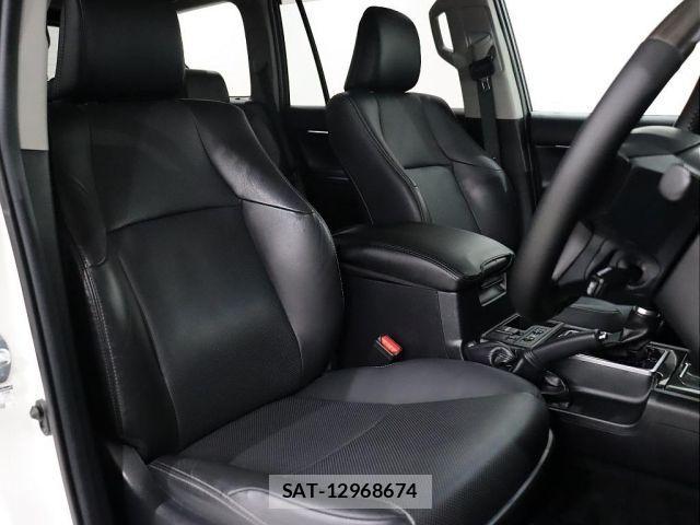 Toyota LAND CRUISER PRADO 2020-01 1302505-2