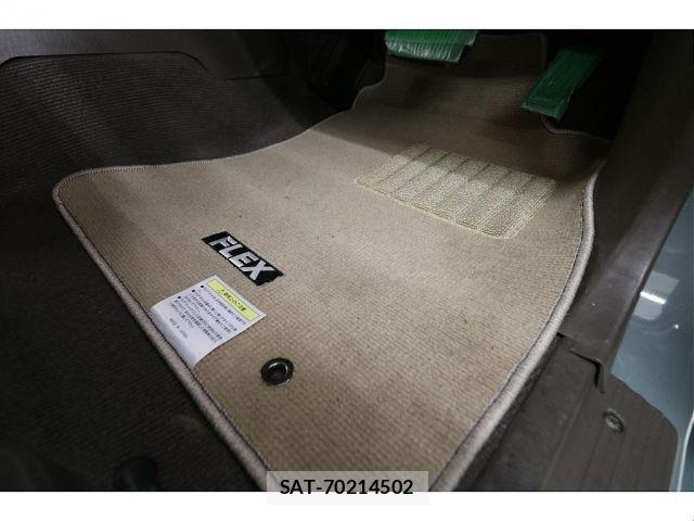 Toyota LAND CRUISER PRADO 2002-01 1693827-19