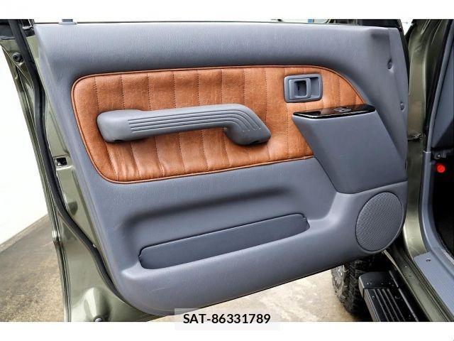 Toyota LAND CRUISER PRADO 1999-01 1825885-10