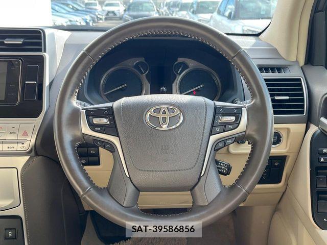 Toyota LAND CRUISER PRADO 2018-03 1904288-11