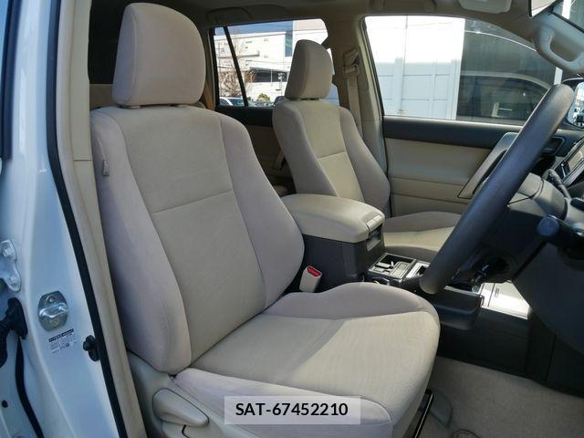 Toyota LAND CRUISER PRADO 2019-05 2030069-1