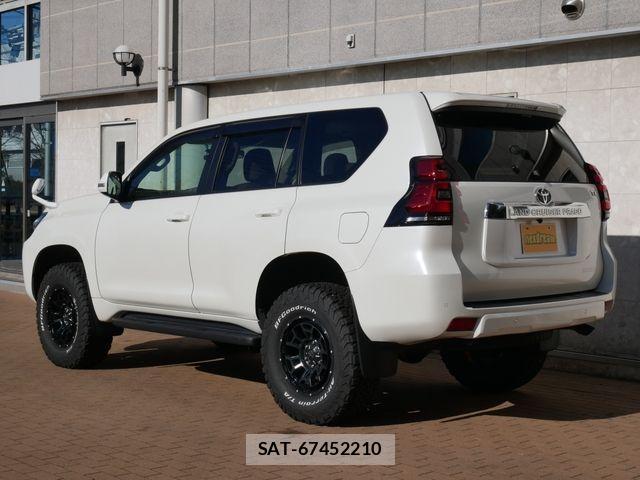 Toyota LAND CRUISER PRADO 2019-05 2030069-5