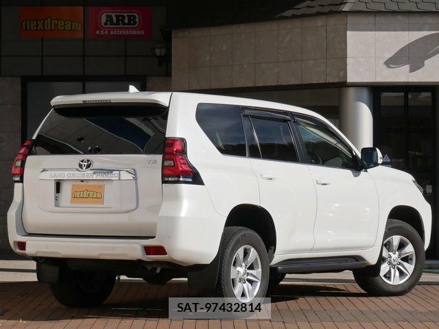 Toyota LAND CRUISER PRADO 2018-01 2099827-1