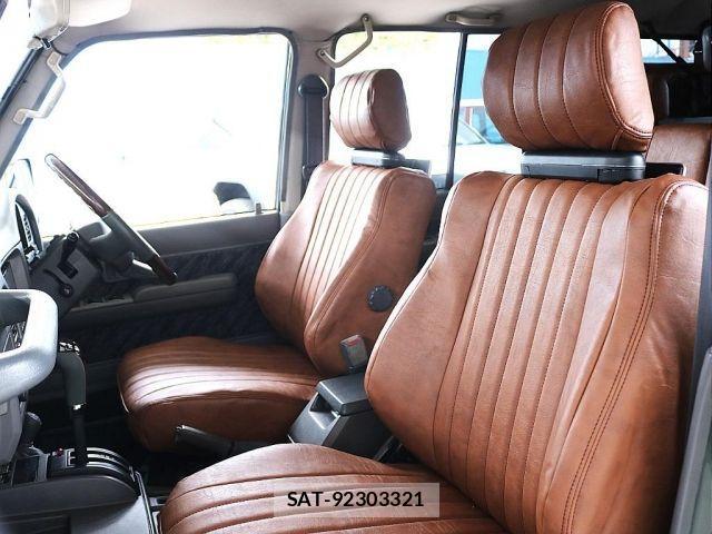 Toyota LAND CRUISER PRADO 1995-01 2728593-11