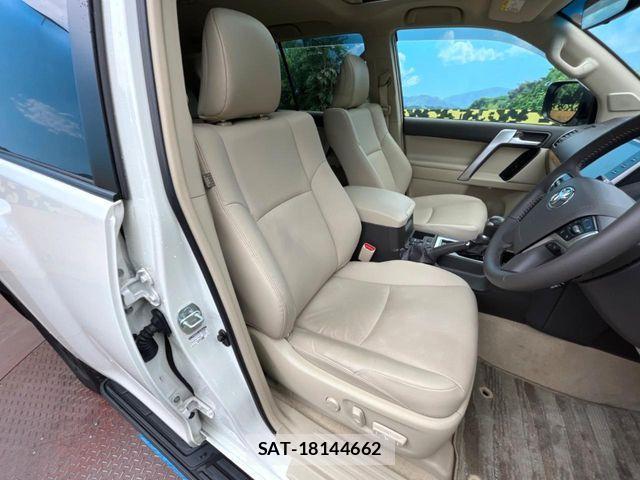 Toyota LAND CRUISER PRADO 2023-06 3066159-6