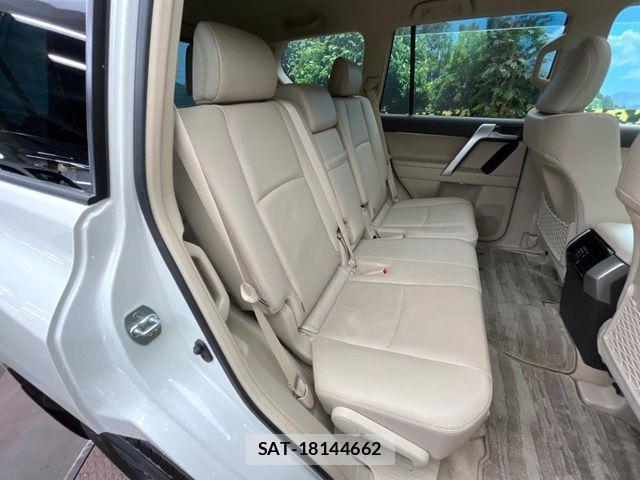Toyota LAND CRUISER PRADO 2023-06 3066159-7