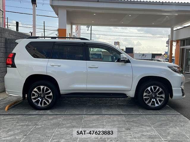 Toyota LAND CRUISER PRADO 2023-01 3066155-11