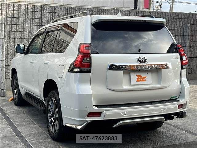 Toyota LAND CRUISER PRADO 2023-01 3066155-12