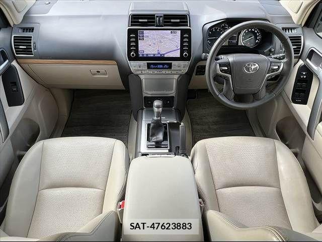 Toyota LAND CRUISER PRADO 2023-01 3066155-1