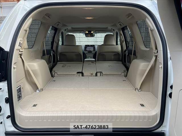Toyota LAND CRUISER PRADO 2023-01 3066155-22