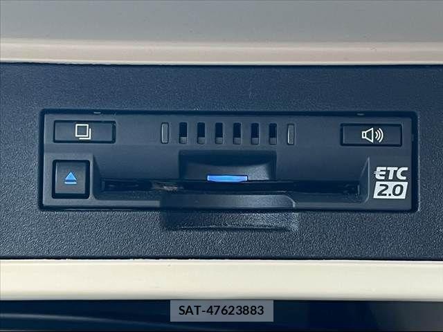 Toyota LAND CRUISER PRADO 2023-01 3066155-25