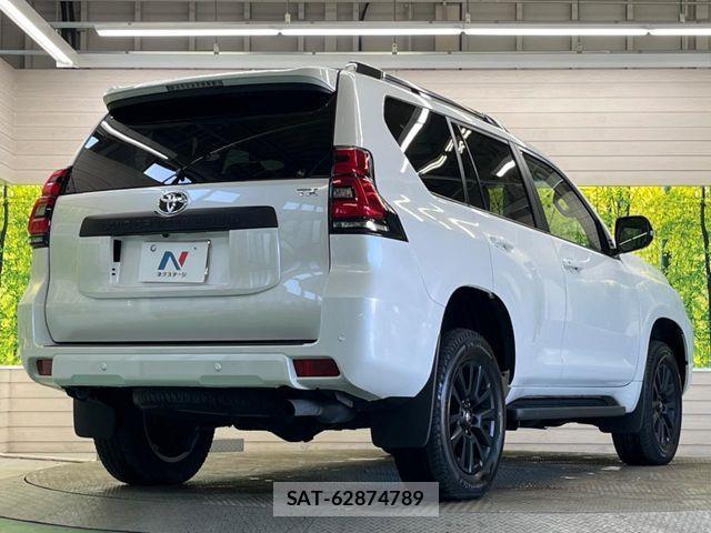 Toyota LAND CRUISER PRADO 2023-06 3066172-16