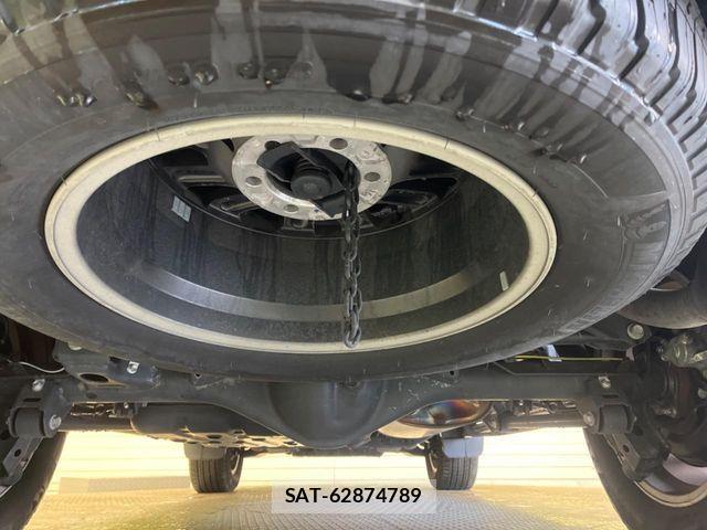 Toyota LAND CRUISER PRADO 2023-06 3066172-17