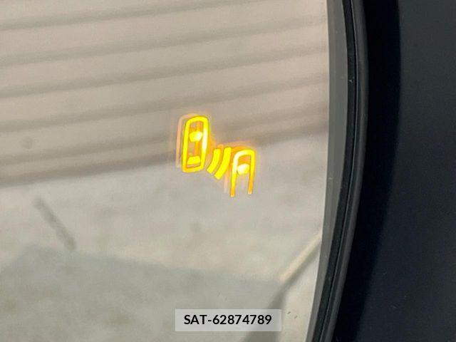 Toyota LAND CRUISER PRADO 2023-06 3066172-6